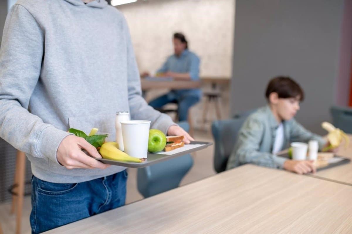 Castilla-La Mancha Abre Comedores Escolares En Navidad Para Cerca De 3.200 Alumnos