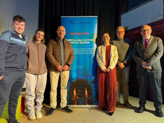 El Gobierno regional lanza un ciclo de teatro sobre ciberseguridad y prevención de conductas de riesgo entre jóvenes