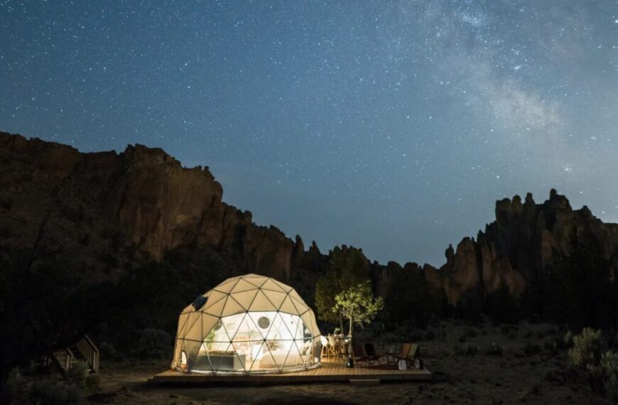 El Eclipse Total de Sol Atrae a Viajeros Internacionales a Destinos Rurales Españoles Este Verano