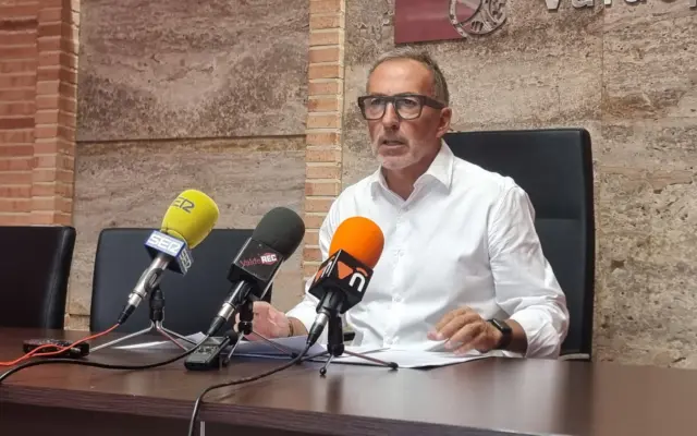 Rueda de prensa sobre el pleno extraordinario de bonificaciones fiscales en Valdepeñas