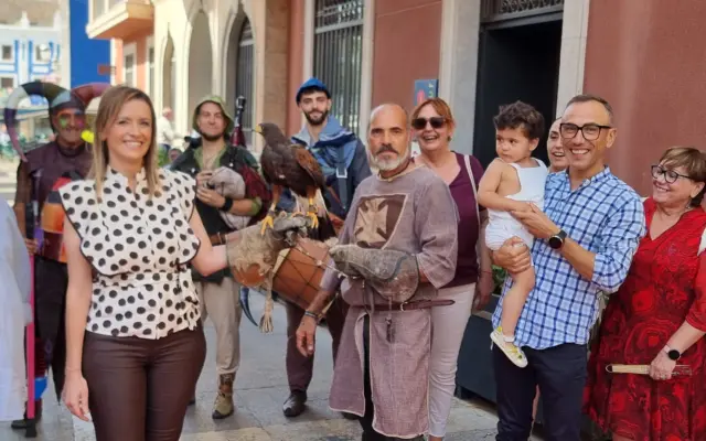 Puestos artesanos del XXIII Mercado Medieval en la Plaza de España de Valdepeñas