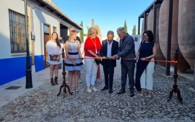 Inauguración del XXV Túnel del Vino en las Bodegas A7 de Valdepeñas