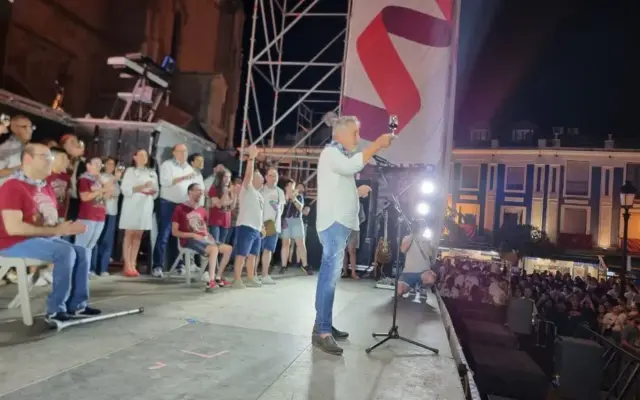 El alcalde Jesús Martín durante su discurso en la apertura de las Fiestas de la Vendimia y el Vino de Valdepeñas